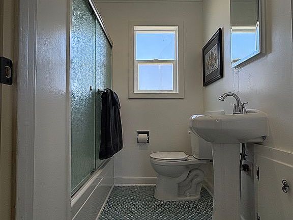 5th image of 225 1st St NW