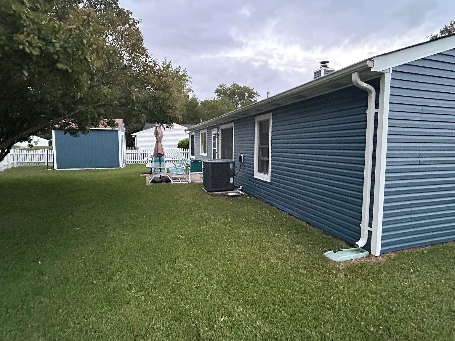3 bed, 1355 sqft, $2,500 — Photo 3