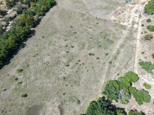 3931 County Road 101, Purmela, TX 76566