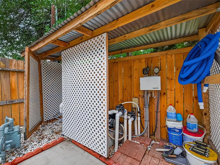 5666 Overbrook Ln — Photo 34
