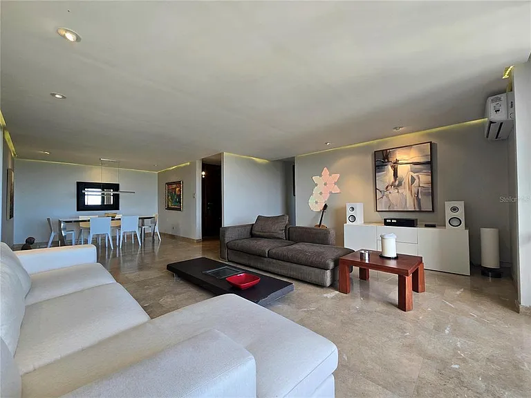 364 San Jorge #9C — Photo 7