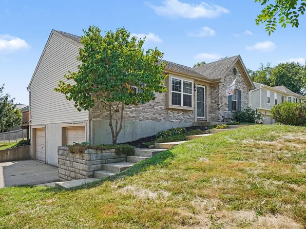 3000 Ashbrook Cir, Burlington, KY 41005