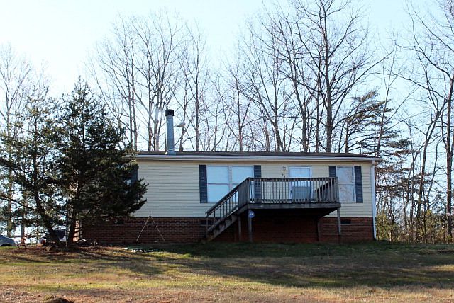 1st image of 28 Blueberry Ln