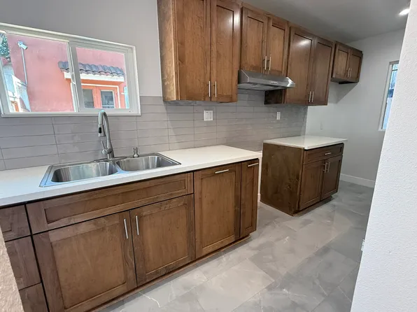 3257 Post St #C, South Gate, CA 90280