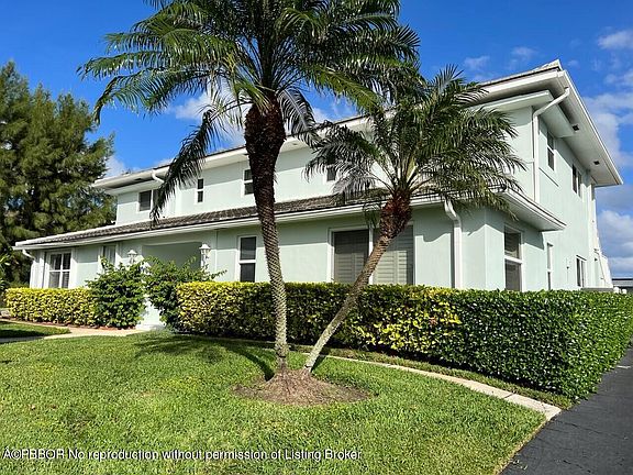 3rd image of 1191 S Ocean Blvd APT 6