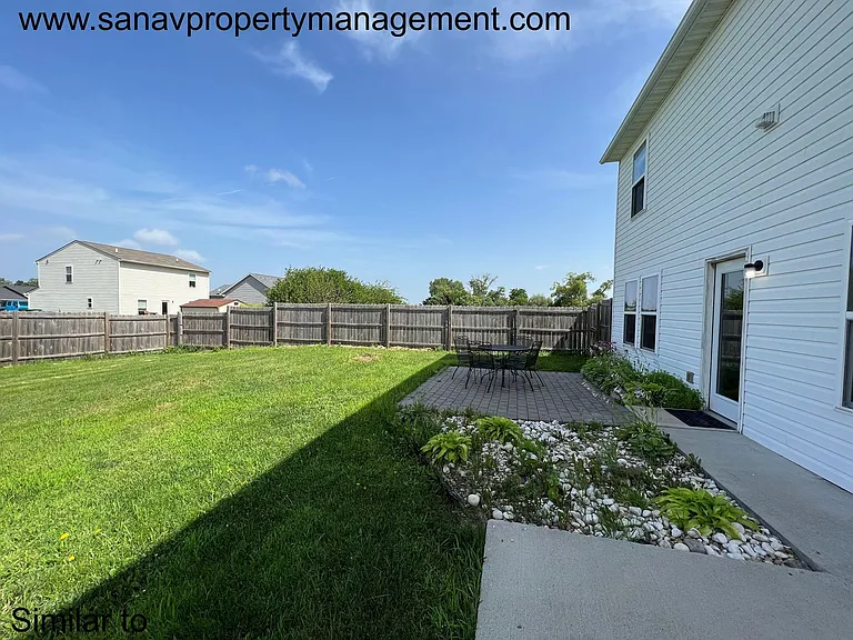 360 Hillside Dr — Photo 8