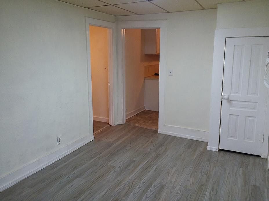 2nd image of 521 W Symmes St APT 3