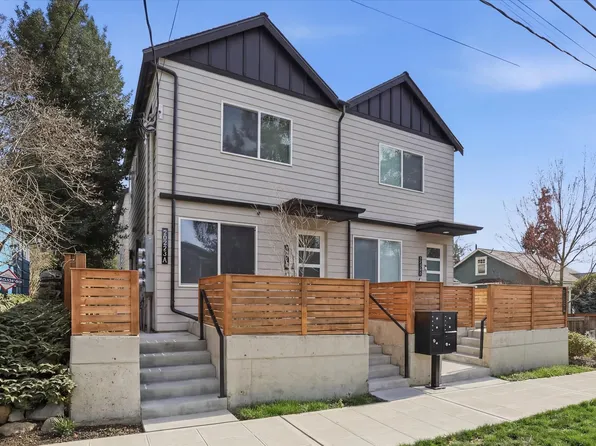 3324 35th Ave S #3-A, Seattle, WA 98144