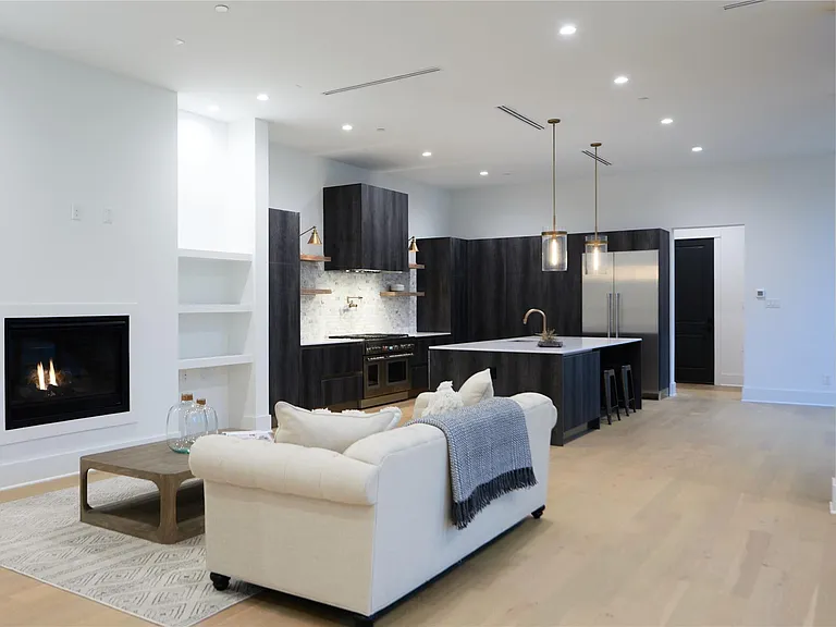 8926 Croes Dr — Photo 12