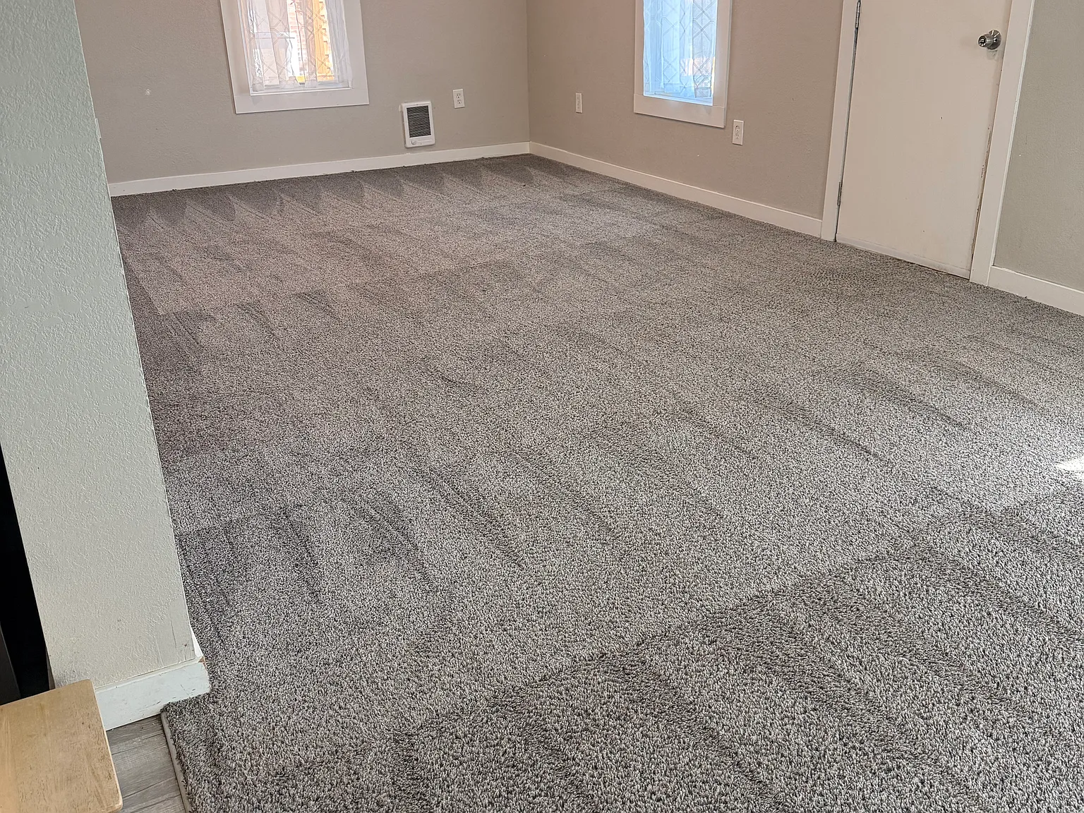 2 bed, 1.5 bath, 950 sqft, $2,180 — Photo 2