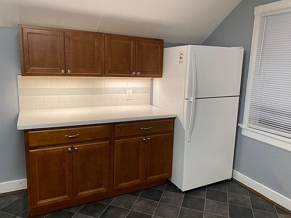 5th image of 2308 Monroe Ave APT 5