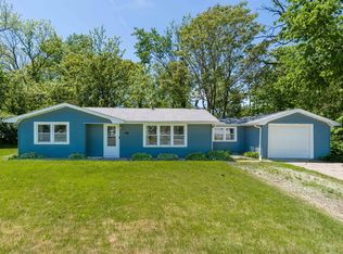 427 14th Ave, Silvis, IL 61282
