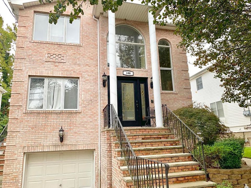 1st image of 100 Sylvia St