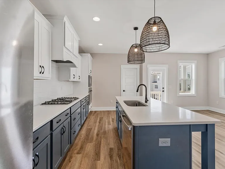 2129 Big Falls Dr — Photo 13