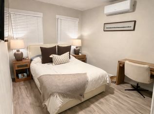13269 Metropolitan Ave, Richmond hill, NY 11418
