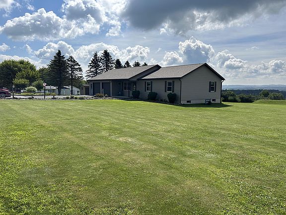 3rd image of 7 Cornplanter Dr