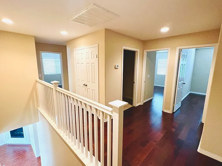 2758 Lavender St — Photo 21
