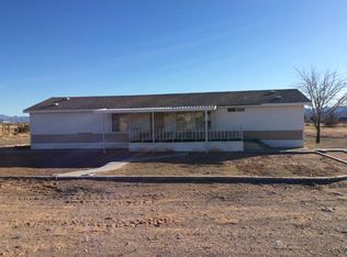 2140 Lou St, Logandale, NV 89021