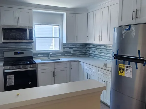 14549 222nd St Floor 2, Springfield Gardens, NY 11413