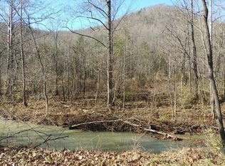 2350 Cat Creek Rd, Stanton, KY 40380