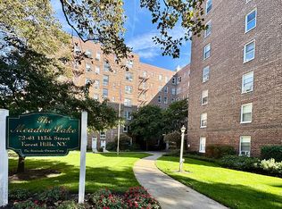 72-61 113th St #6C, Forest Hills, NY 11375