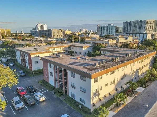 2210 Taylor St APT 106, Hollywood, FL 33020