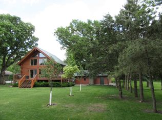 44 Deerpath Rd, Tracy, MN 56175