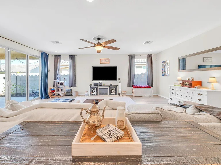 17605 W Medlock Dr — Photo 26
