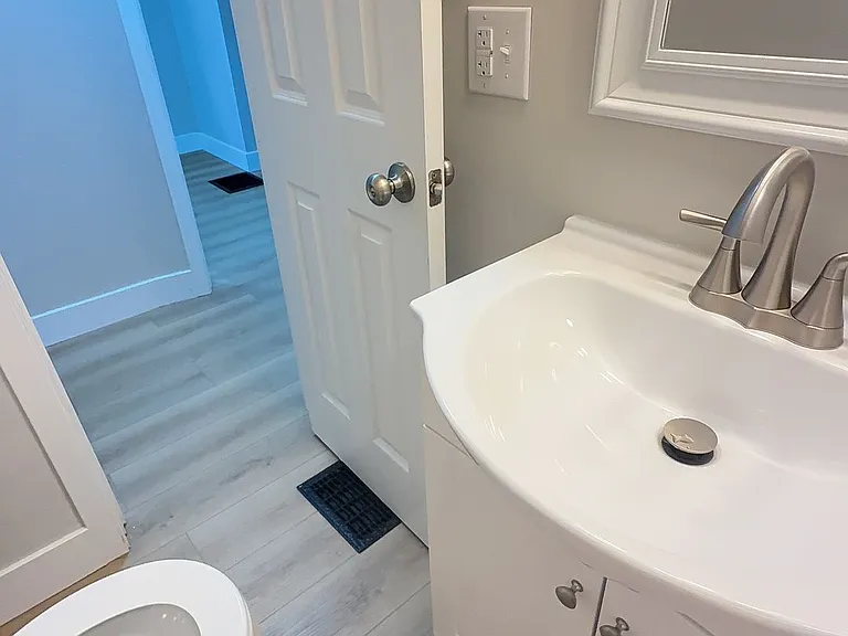 508 N Lincoln St — Photo 11