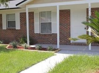7410 Jade Dr N, Jacksonville, FL 32210
