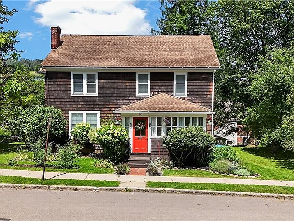 2nd image of 20 Reynolds St