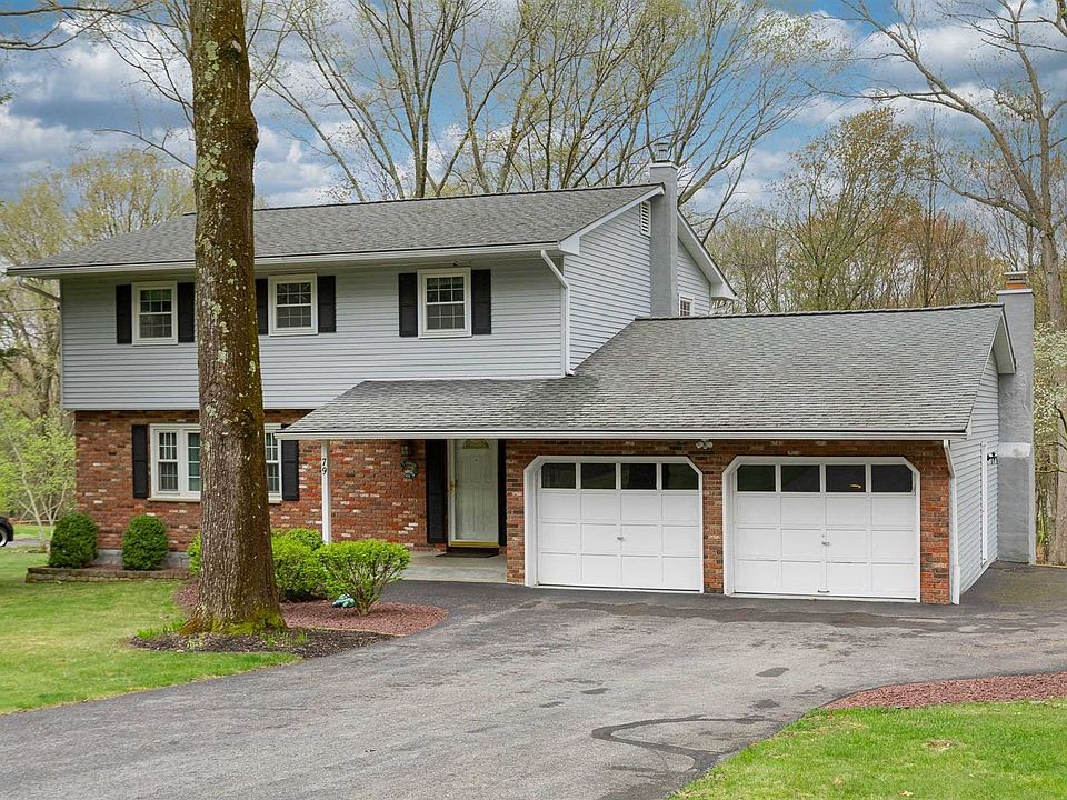 1st image of 79 Dogwood Rd