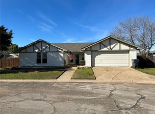 717 Indian Springs Dr, Waco, TX 76708