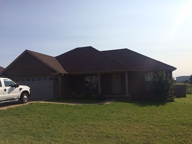 1st image of 917 Greenwood Dr