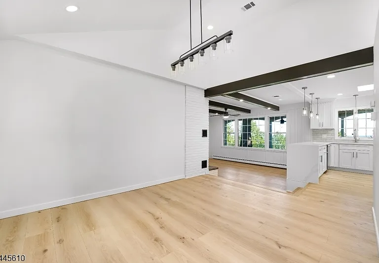306 Warrenville Rd — Photo 16