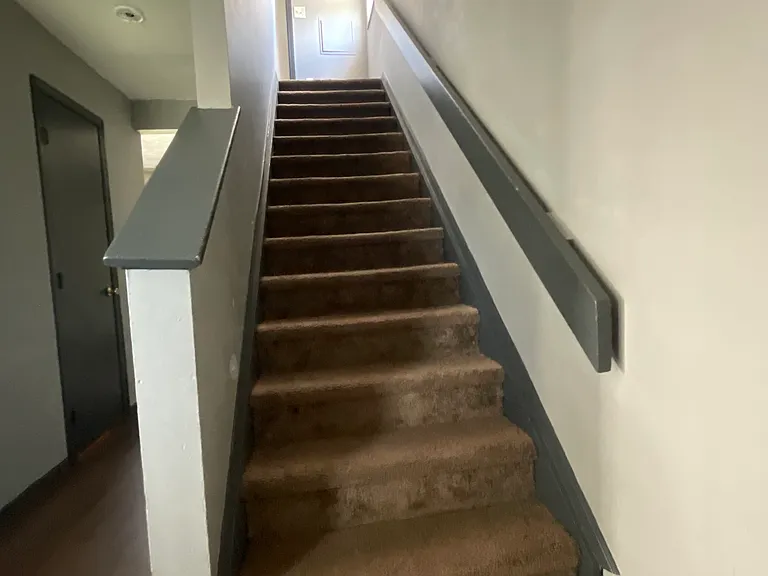 12500 Woodside Ave — Photo 19