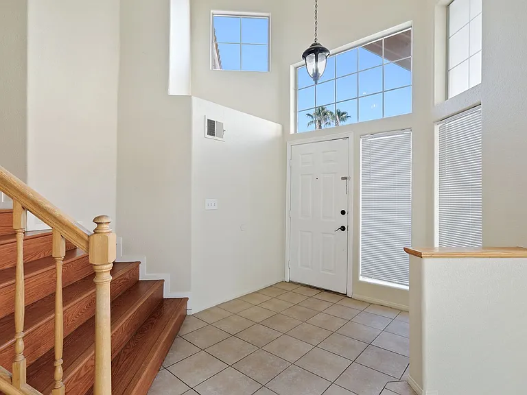 1755 Beechnut Ave — Photo 3