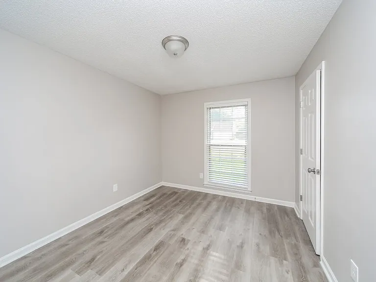 5036 Brooksbank Cv S — Photo 15