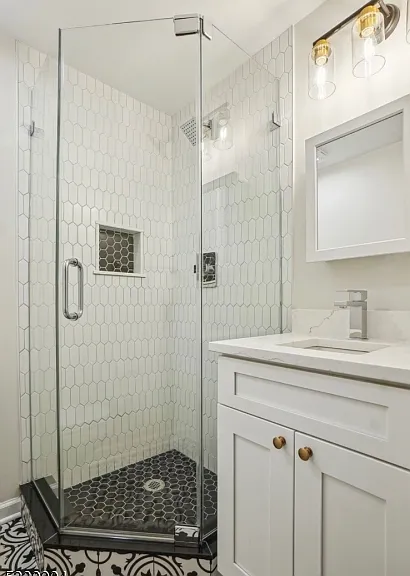 919 Brown Ave — Photo 8