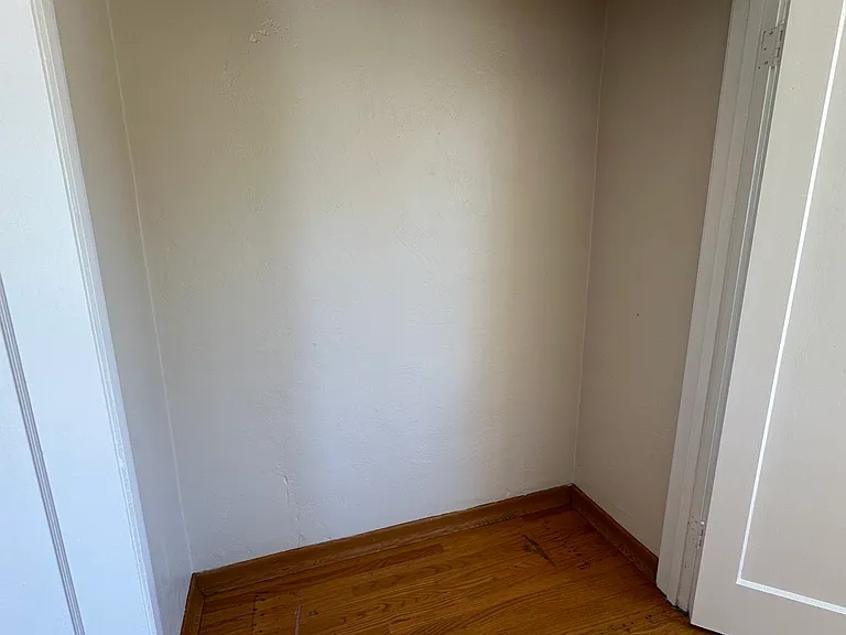 2201 El Dorado — Photo 7