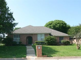 4101 Willow Way Rd, Fort Worth, TX 76133