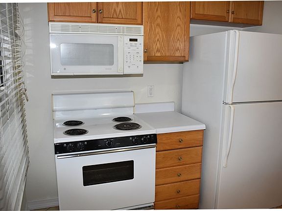 3rd image of 3833 Dexter Ave