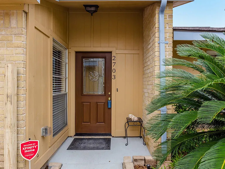 2703 Ferry Lndg — Photo 6