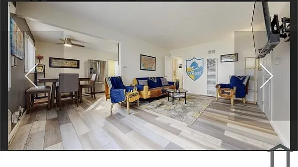 10930 Crenshaw Blvd — Photo 1