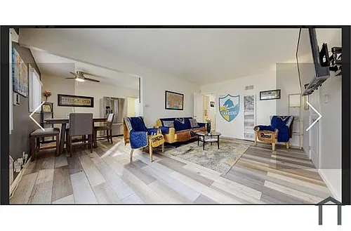 10930 Crenshaw Blvd Photo 1