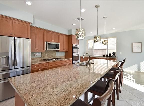3rd image of 5375 Pine Leaf Ave