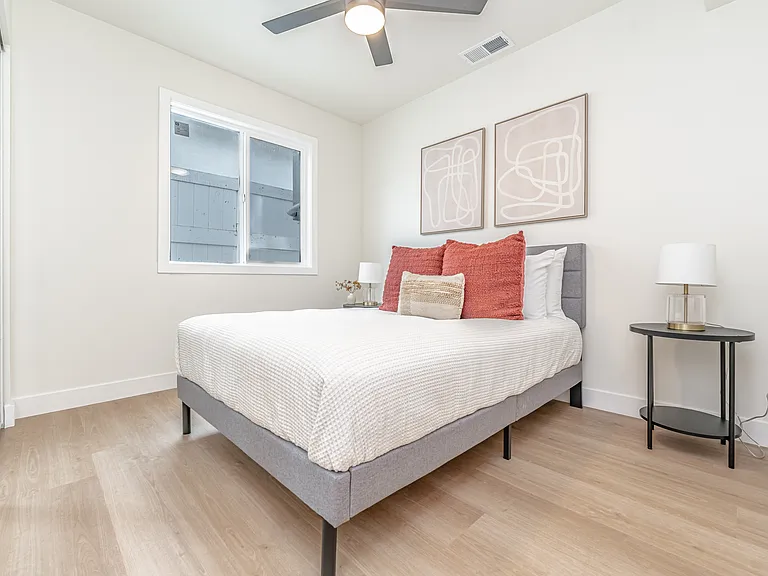 8629 Guthrie Ave — Photo 12