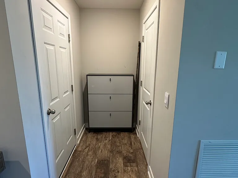 566 Greywood Blvd SW — Photo 4