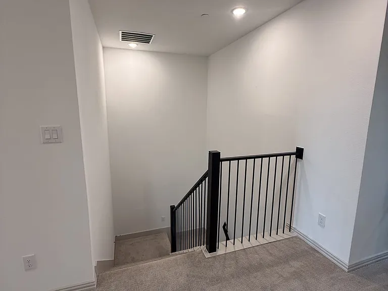 15832 Millwood Trl — Photo 13