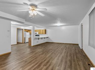 7240 Dorchester Ct, Lincoln, NE 68521